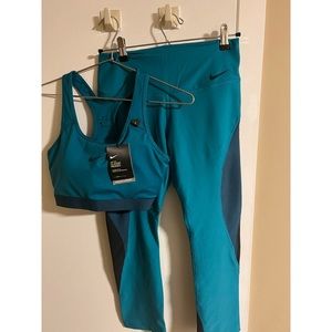 New Nike matching set.  Top size L, Bottoms size M.